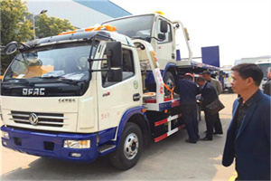 黄骅汽车道路救援拖车价格